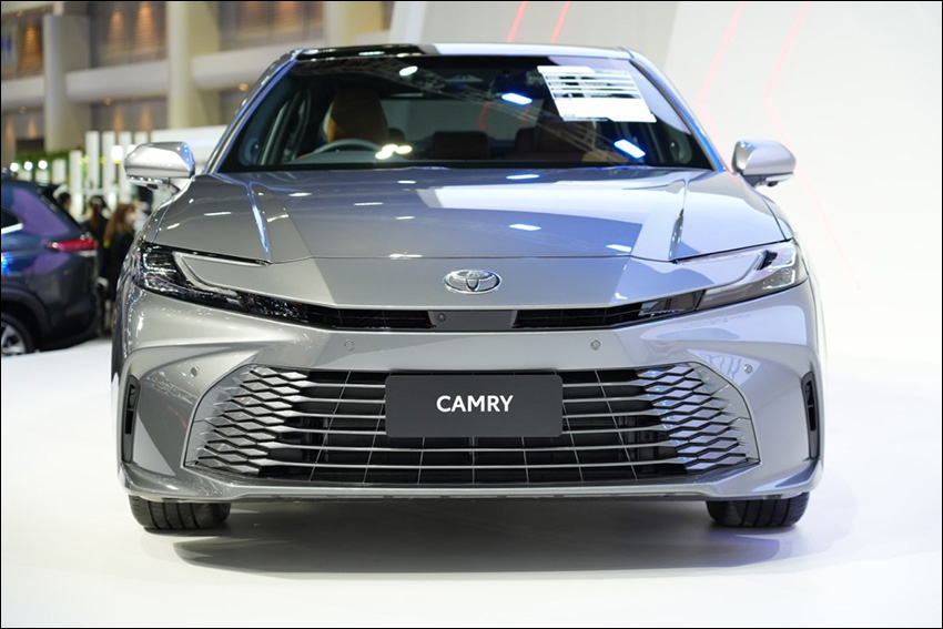 TOYOTA CAMRY ในงาน Motor Expo 2024