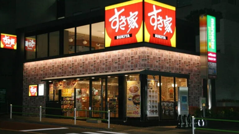 ร้านอาหารข้าวหน้าเนื้อวัวใหญ่สุดใน ญี่ปุ่น ซูกิยะ สั่งปิดเกือบ 2,000 สาขานาน 4 วัน เริ่มจันทร์สิ้นเดือนนี้ เจอะแมลงในอาหาร ปลายเดือนมกราคมมีซากหนูในถ้วยซุปมิโสะ