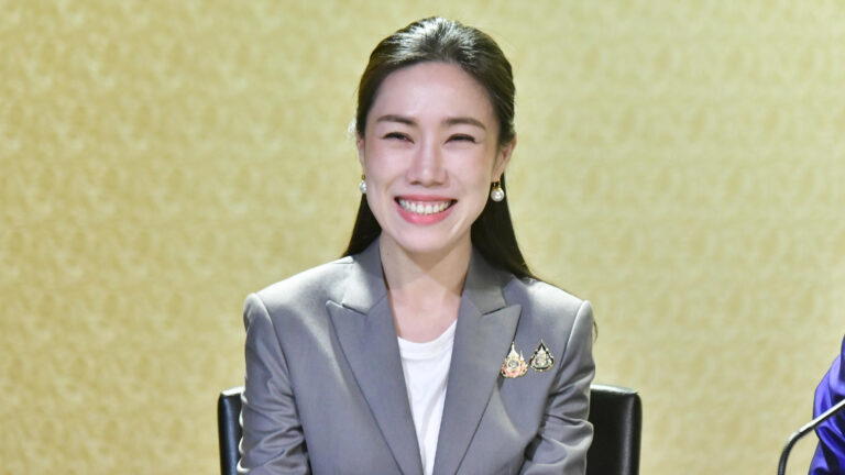 รัฐบาลโว สงกรานต์ ประเทศไทย ดึงดูด นักท่องเที่ยว ทั่วโลก กรุงเทพฯ ครองแชมป์จุดหมายปลายทางยอดฮิต สร้างเงินสะพัดนับแสนล้านบาท ดันเศรษฐกิจไทยฟื้น ขึ้นแท่นอันดับ 2 ของเอเชียตะวันออกเฉียงใต้