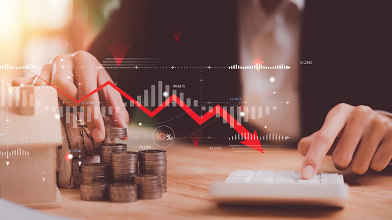 ไอเอ็มเอฟสับ เศรษฐกิจ อาเซียน ลง 2 ปีติด ปี 2025 เหลือแค่ 4% หั่นเศรษฐกิจไทยลงหลุด 2% ลดจีดีพีไทยหลุด 2% เป็นชาติเดียวใน 5 ชาติชั้นนำอาเซียน และโตต่ำสุดใน 5 ชาติชั้นนำอาเซียนถึง 2 ปีซ้อน เซ่นสงครามการค้าโลก