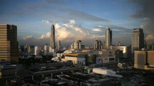 เคเคพี รีเสิร์ช เผย 3 เครื่องยนต์ เศรษฐกิจไทย ปี 2568 หดตัวชัดเจน