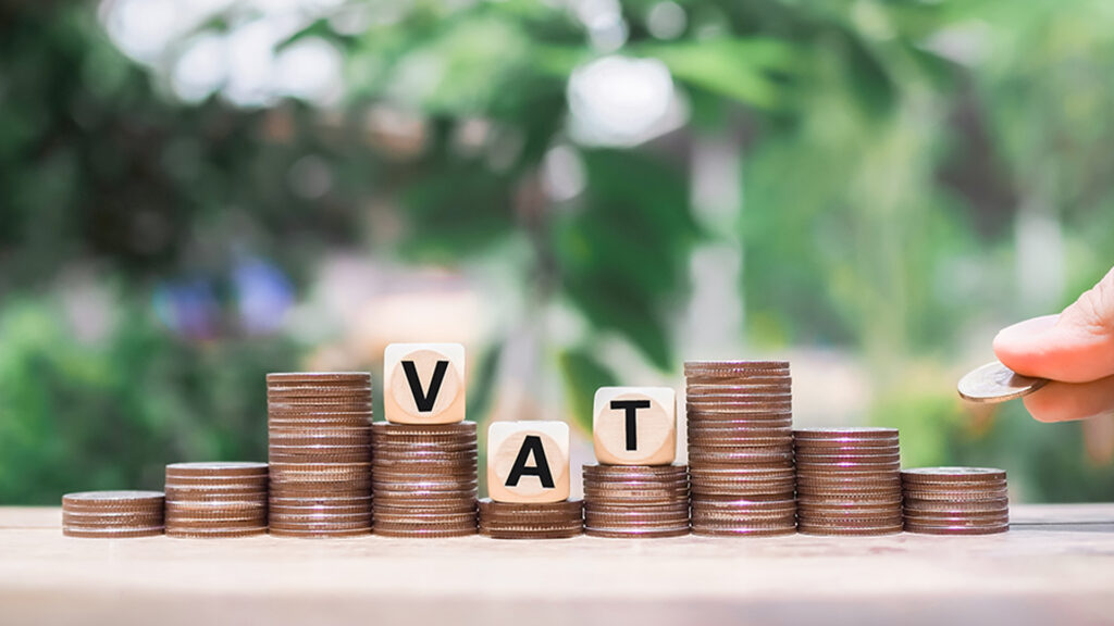 นักวิชาการจุฬาฯ ชี้ 3 ข้อสังเกต ภาษี แวต ( VAT ) จ่อเก็บรายเล็กมีรายได้ไม่ถึงปีละ 1.8 ล้านบาท จำเป็นขยายฐานภาษี แต่ทำยังไงไม่ฉุดแรงจูงใจคนทำธุรกิจเติบโต ไม่ผลักธุรกิจหลบซ่อนมากขึ้น