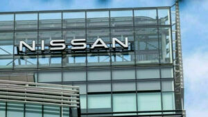 นิสสัน ยกเลิกลงทุนสร้างโรงงานผลิตแบตเตอรี่รถอีวี 36,300 ล้านบาทบนเกาะคิวชู จ่อปลดพนักงานนิสสันหลายร้อยคนในญี่ปุ่นนับเป็นครั้งแรกในรอบ 18 ปี