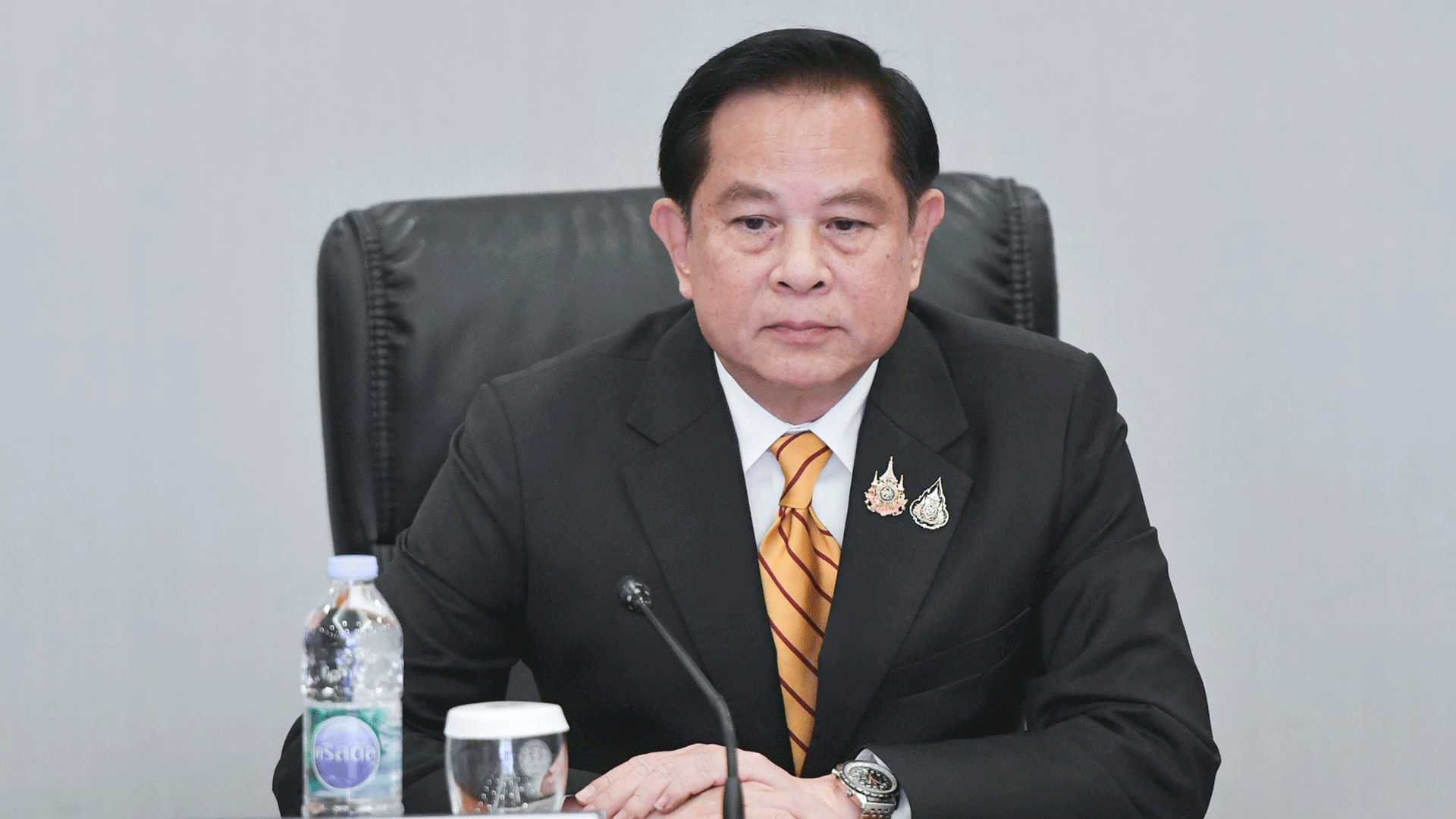 'พีระพันธุ์' ลั่นเป็นปีแห่งการลด ค่าไฟ หลัง กพช. เคาะตรึงค่าไฟ 3.99 บาทถึงสิ้นปี ส่วนจะลดลงกว่านี้ได้หรือไม่ ต้องดูปัจจัยอื่นร่วมด้วย