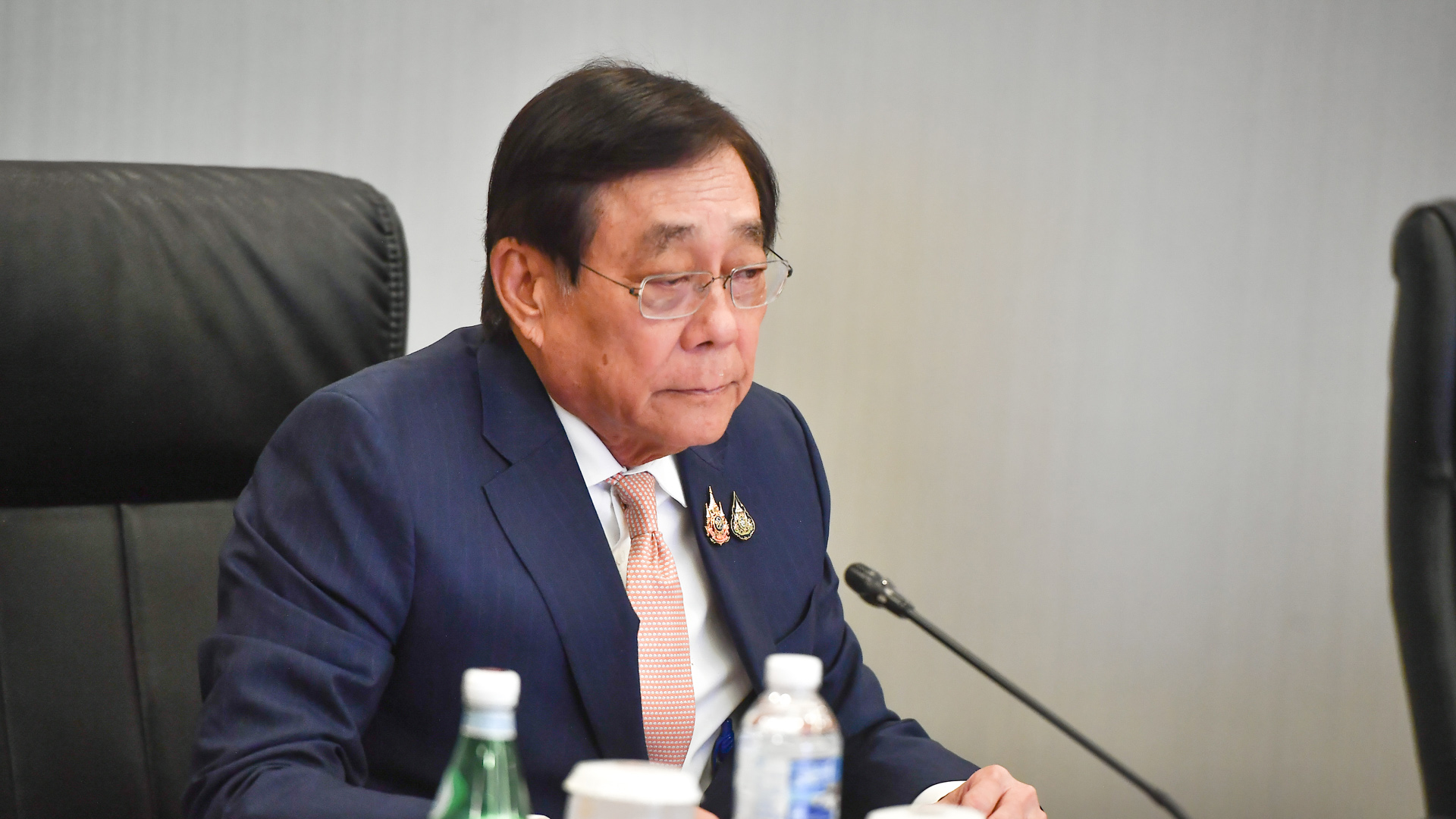 'พิชัย' รับเสนอชื่อ ว่าฯ ธปท. คนใหม่ ไม่ทันประชุม ครม.สัปดาห์หน้า ขอเวลาทบทวนคุณสมบัติก่อน ปัดตอบตัวเต็ง"รุ่ง มัลลิกะมาส"คว้าเก้าอี้