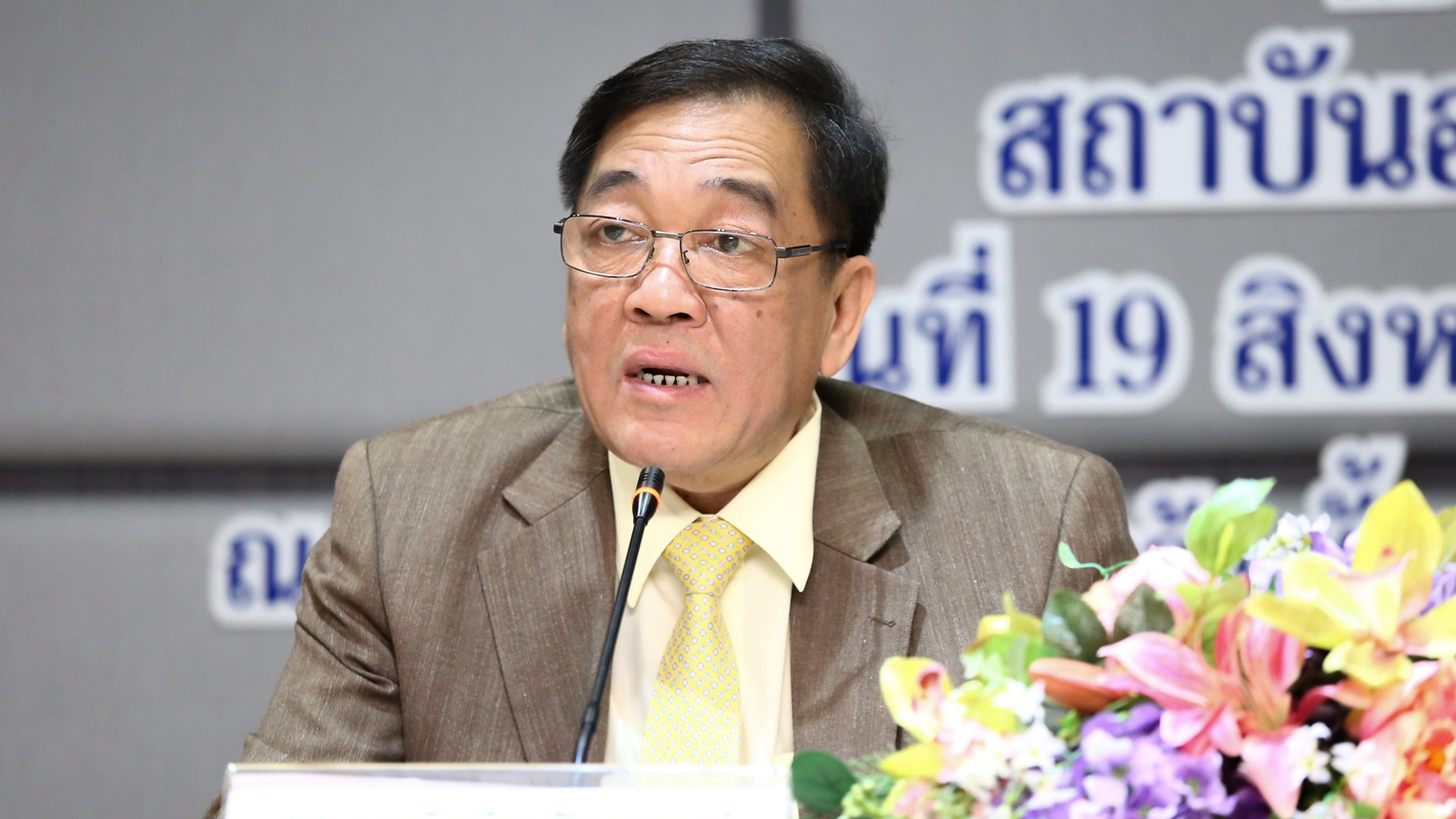 หอการค้า กังวลเสถียรภาพการเมือง สร้างความวุ่นวาย กระทบเจรจาภาษีสหรัฐ ปัดประเมินการเมือง หวังเกิดความชัดเจนโดยเร็ว มองปัญหาชายแดนไทย-กัมพูชา ไม่กระทบมาก