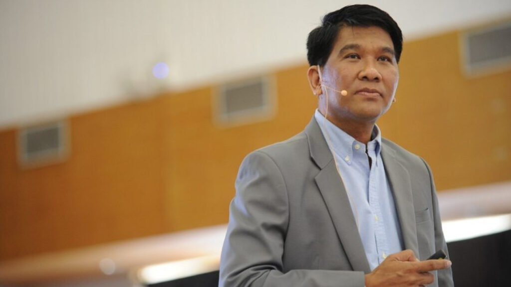 นักวิชาการ ดัน ครม.ชุดใหม่ สร้างผลงานเศรษฐกิจ สานต่อโครงการกระตุ้นเศรษฐกิจ 1.57 แสนล้าน เบิกจ่ายเงินลงทุนออกสู่ระบบในไตรมาส 3 ลุ้นเจรจาภาษีสหรัฐมีผลต่อส่งออก