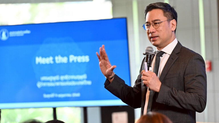 ผู้ว่าแบงก์ชาติ ร่ายยาวจดหมายเตือนตั้งไทยตั้งศูนย์กลางการเงิน ระวังฟอกเงินยันหนุนการเงินเอี่ยวก่อการร้าย ชี้แนะรัฐต้องไม่ให้บริการกับคนไทย แยกธุรกรรมไม่ปนกับระบบการเงินหลัก