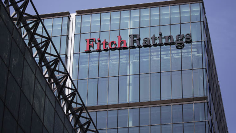 ฟิทช์เรตติ้ง ชี้หนี้เสียระบบธนาคารในฮ่องกงพุ่งมากสุดในเอเชียแปซิฟิก ทะลักแตะ 8.12 แสนล้านบาท ไม่เคยเจอหนี้เสียธนาคารมากขนาดนี้ใน 20 ปี ชี้หนี้เสียธนาคารในฮ่องกงพุ่งต่อถึงปี 69