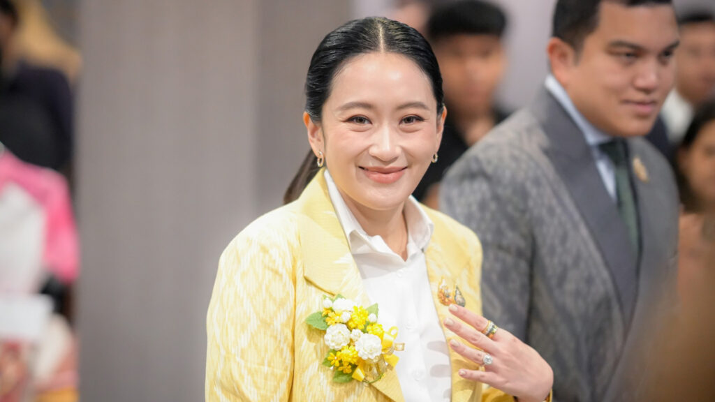 ศาลรัฐธรรมนูญ มีมติ 5:4 ขยายเวลาให้ "แพทองธาร" ส่งคำชี้แจงปมคลิปเสียงคุย "ฮุนเซน" เป็นครั้งที่สอง ออกไปอีก 15 วัน ขีดเส้นวันที่ 4 ส.ค. 68