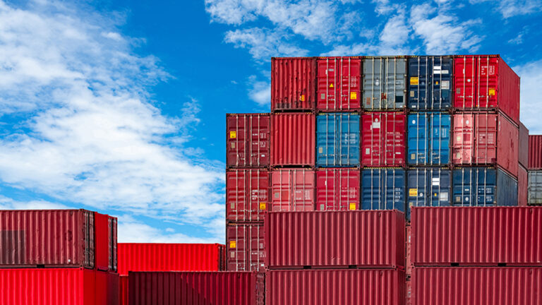 หอการค้าไทย หนุนเปิดตลาดสินค้าเกษตรกับสหรัฐ หวังดันส่งออกสินค้าเกษตรและอาหารโตพุ่ง 4 ล้านล้านบาทได้ใน 7 ปี เชื่อสหรัฐพอใจ และไทยจะยังได้ดุลการค้า