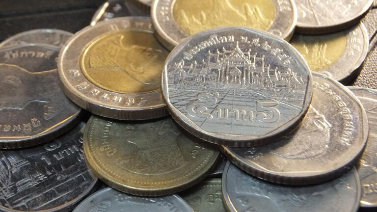 แบงก์ชาติ มอง เงินบาท แข็งค่า สอดคล้องสกุลเงินอื่นในภูมิภาค จากเงินดอลลาร์อ่อน ยอมรับปัจจัยการเมืองในประเทศมีผล พร้อมเข้าดูแลค่าเงินหากค่าเงินผันผวน