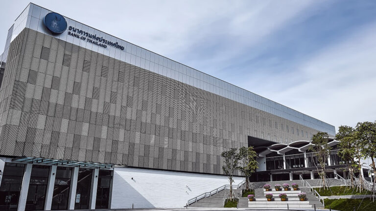 ธปท.เปิดบริการ ' Your data ' ส่งประวัติ ชำระค่าน้ำ-ค่าไฟ นำไปใช้ประกอบการขอสินเชื่อได้ขอข้อมูลได้ผ่านแอปฯ ทางรัฐ เพิ่มโอกาสเข้าถึงสินเชื่อกลุ่มไม่มีรายได้ประจำ