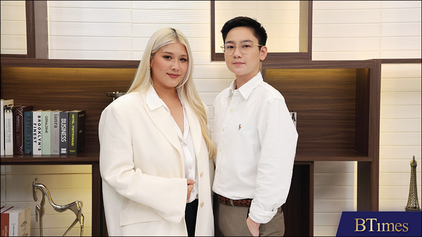 คุณเพ็บ – นัยนชนก ปัทมสิงห์ ณ อยุธยา และคุณภัทร์ – ธภรัท เวโรจน์ฤดี ผู้ก่อตั้ง Emily's