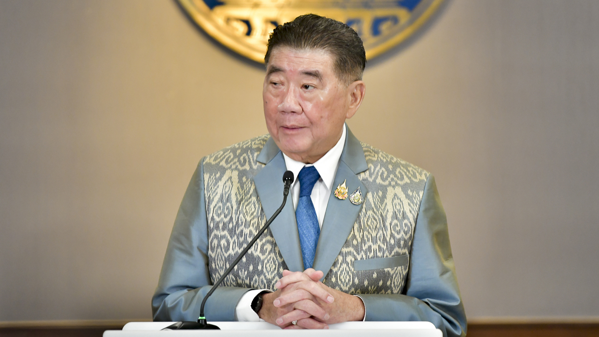'ภูมิธรรม' สั่ง ครม.ยกร่างเตรียมฟ้อง อาญา-แพ่งระดับโลก กรณีกัมพูชาเปิดฉากยิงพื้นที่ชุมชนในไทย เกิดความสูญเสียบาดเจ็บ-เสียชีวิต มอบ สมช. เป็นหน่วยงานหลัก