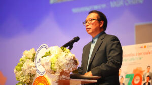 'อนุสรณ์' ชี้รายจ่ายด้าน สวัสดิการสังคมของไทย เพิ่มขึ้น ในช่วง 2 ทศวรรษที่ผ่านมา การจัดสวัสดิการไม่ถึงกลุ่มเป้าหมาย แนะโอนเงินช่วยคนจนตามระบบภาษีเชิงลบตรงกลุ่ม ลดสวัสดิการซ้ำซ้อน
