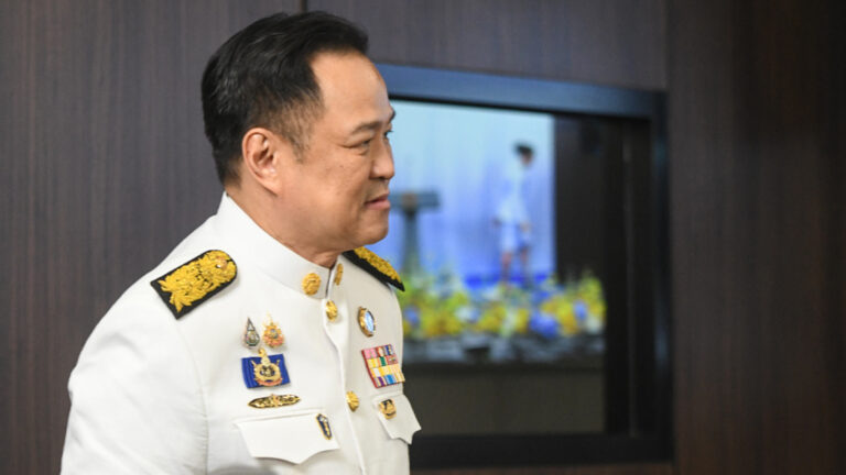 โผ ครม.อนุทิน ใกล้ 100% ภูมิใจไทยกวาด 14 เก้าอี้ กระทรวงเศรษฐกิจได้คนมีประสบการณ์ ‘เอกนิติ’ อธิบดีกรมธนารักษ์ นั่งขุนคลัง ‘อรรถพล’ อดีตซีอีโอ ปตท. นั่ง รมว.พลังงาน ดึง ‘สีหศักดิ์’ รับรมว.ต่างประเทศ