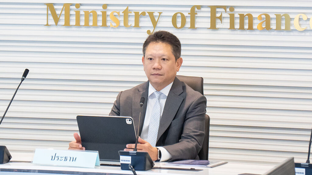คลัง รอรัฐบาลใหม่เคาะมาตรการเศรษฐกิจ ย้ำลุยแก้ หนี้ครัวเรือน เปิดทางแบงก์ใหญ่ตั้ง AMC ดึงหนี้เสียมาบริหารจัดการร เตรียมความพร้อมเกณฑ์ เงื่อนไขรอเรียบร้อยแล้ว