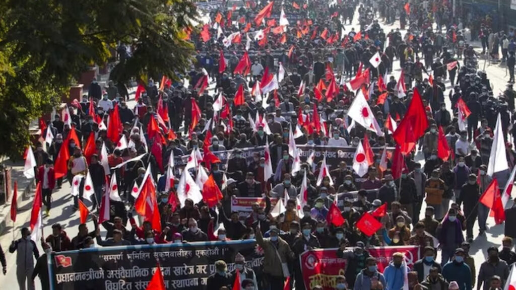 รัฐบาลเนปาล ถอนคำสั่งห้ามและเลิกปิดกันสื่อโซเชียลทั่วประเทศ คนเนปาลรุ่นใหม่วัยเจนซีไม่พอใจปิดสื่อโซเชียล ประท้วงยันปะทะรุนแรง เสียชีวิตกว่า 19 ราย เจ็บเกิน 100 ราย