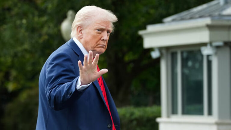 ปธน. ทรัมป์ โพสต์ชี้จีนเป็นศัตรูอย่างมาก ไม่มีเหตุผลต้องพบ สีจิ้นผิง ที่เกาหลีใต้ใน 2 สัปดาห์หน้า ขู่ขึ้นภาษีนำเข้าสินค้าจีนมากมายกว่านี้ หลังจีนขึ้นค่าธรรมเนียมสำหรับเรือสหรัฐ สอบสวนบริษัทควอลคอมม์ของสหรัฐ จำกัดส่งออกแร่หายาก