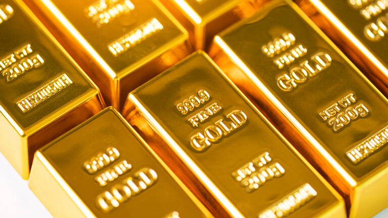 ทองคำโลก ปิดนิวไฮทะลุ 4,179 ดอลลาร์ พุ่งเกือบ 40 ดอลลาร์ หนุนราคาปิดขึ้น 3 วันติดกันกว่า 200 ดอลลาร์ ปธน.ทรัมป์ไม่เลิก ขู่เลิกค้าขายน้ำมันปรุงอาหารกับจีน หลังจีนไม่ซื้อถั่วเหลืองสหรัฐ มั่นใจสหรัฐลงดอกเบี้ยเดือนนนี้