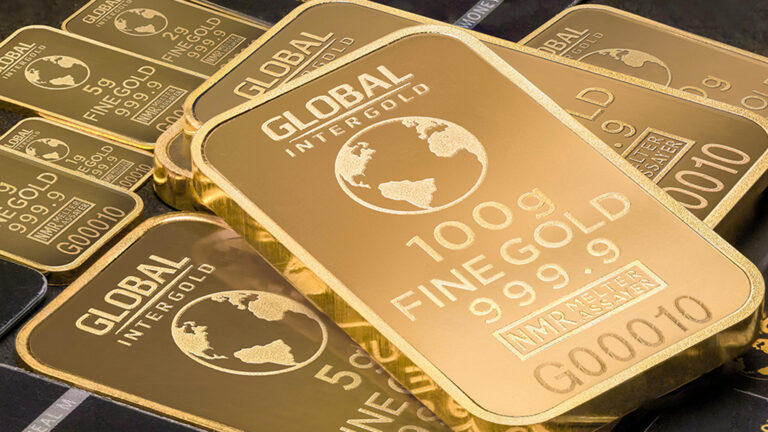 ตลาดทองคำโลก ดำดิ่งปิดต่ำสุด 3 สัปดาห์ ดิ่งเหววันที่ 3 ติดกัน กดราคาปิดหลุด 4,000 ดอลลาร์ครั้งแรกในเกือบเดือน เหลือกว่า 3,965 ดอลลาร์ ผู้นำสูงสุดสหรัฐกับจีนยืนยันพบกัน 30 ตุลาคมนี้ที่เกาหลีใต้