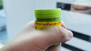 อย. เตือน ยาดมหงส์ไทย สูตร 2 รุ่นการผลิต 000332 ผิดมาตรฐานทดสอบการปนเปื้อนเชื้อจุลินทรีย์