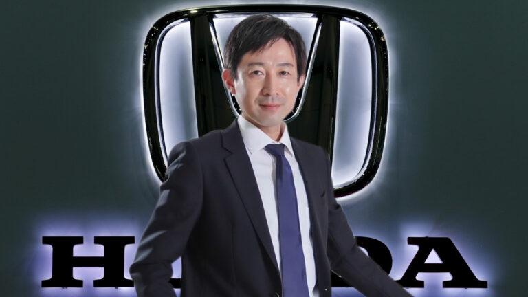 ค่ายรถ ฮอนด้า ประเทศไทย เปิดสูตรเด็ดสู้ศึกรถอีวีจีน ลั่นรอไม่นานหรือใน 5 ปี ดันยอดขาย 1 แสนคันจ่อขึ้นเบอร์ 1 ตลาดรถยนต์นั่งในไทยปี 2030 ซีอีโอฮอนด้า โคจิ อิวานามิ ย้ำออปชั่นพรึบ ปีหน้า 69 เปิดรถใหม่เข้าไทย 3 ปีเปลี่ยนโมเดล