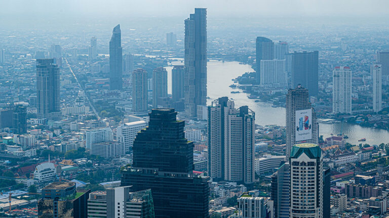 ไอเอ็มเอฟ ลดเป้าศก.ไทยปี 69 เหลือ 1.6% กดไทยโตต่ำสุดใน 10 ประเทศอาเซียน โตต่ำกว่า 13 ชาติเกิดใหม่และกำลังพัฒนา โตน้อยกว่าทั้งเอเชีย อีก 5 ปีหน้า ไอเอ็มเอฟคาดขนาดศก.ไทยปี 2030 แพ้ 4 ชาติ เวียดนาม สิงคโปร์ ฟิลิปปินส์ และอินโดนีเซีย ไทยร่วงดิ่งมาอยู่อันดับ 5 จาก 6 ชาติอาเซียน