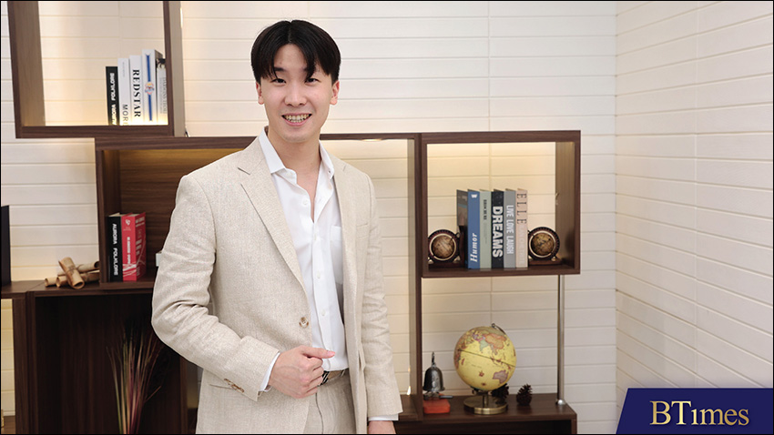 คุณกัลป์ เตชะศรินทร์ ผู้ก่อตั้งแบรนด์รองเท้า Labotte