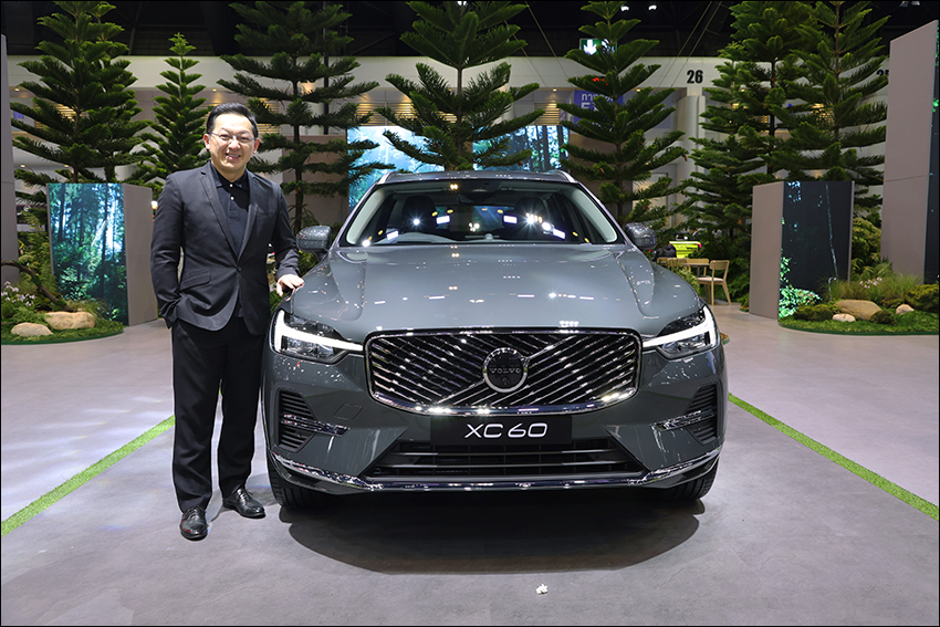 “The refreshed Volvo XC60” โฉมใหม่ ที่งาน Motor Expo 2025