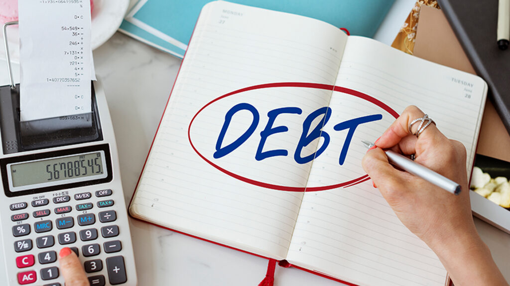 SCB EIC ชี้หนี้ครัวเรือนไทยยังขยายตัว ทั้งหนี้ส่วนบุคคล บัตรเครดิต สวนทางรายได้เปราะบาง เครดิตบูโรสะท้อนปัญหาหนี้ครัวเรือนรุนแรง แนะช่วยเหลือตรงกลุ่ม ครอบคลุม