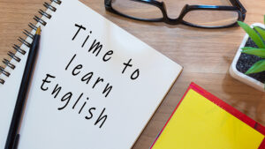 กรุงเทพรั้งรองสุดท้ายของเมืองหลวงเชี่ยวชาญ ใช้ภาษาอังกฤษ ใน 8 เมืองหลวงของอาเซียน ตะลึงกรุงเทพรั้งท้ายสุดในกลุ่มภาษาอังกฤษต่ำตามหลังพนมเปญและเวียงเวียงจันทน์ ฮานอยทิ้งห่าง 4 อันดับจากกรุงเทพ