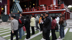 กรุ๊ปทัวร์ จีน เมิน เที่ยวญี่ปุ่น เลิกทริปพุ่ง 60% คาดเสียหายถึง 4 แสนล้านบาทในปีนี้ เบนเข็มแห่เข้าเกาหลีใต้พรึบ ส้มหล่นขึ้นแท่นจุดหมายปลายทางที่ 1 ในใจคนจีน