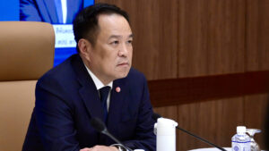 นายก ฯ อนุทินเบรกรองนายกฯ และรัฐมนตรีคลังส่งซิกจะดันขึ้น ภาษี มูลค่าเพิ่มเป็น 8.5% ชี้เศรษฐกิจไทยอยู่ในช่วงกำลังฟื้นฟู