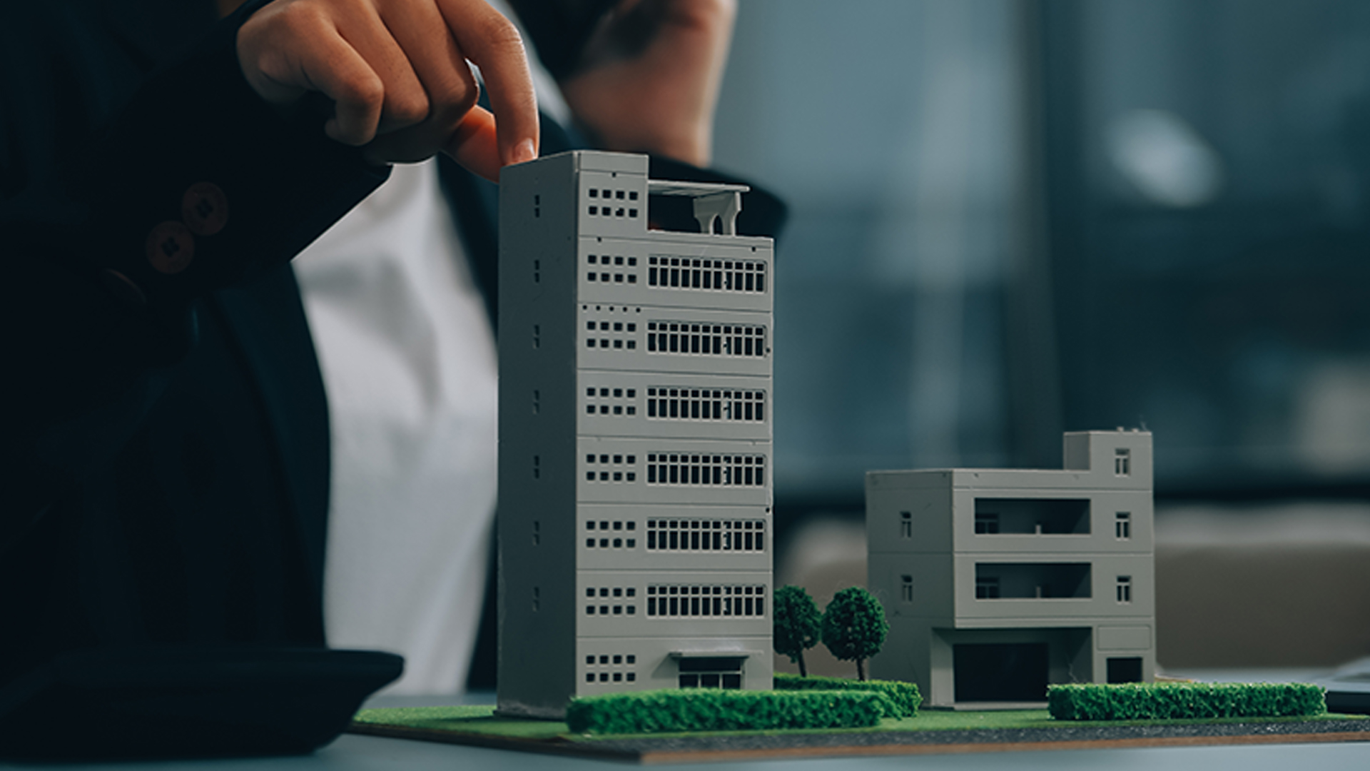 ฝั่งธนบุรียืนหนึ่ง คอนโด ว่างมากสุดในกทม.และปริมณฑล ทั่วไทยมี บ้าน ว่างรวมกันกว่า 1.6 ล้านยูนิต มูลค่ากว่า 90% ของงบประมาณรัฐบาล สะท้อนความสูญเสียทางเศรษฐกิจกว่า 3 ล้านล้านบาท