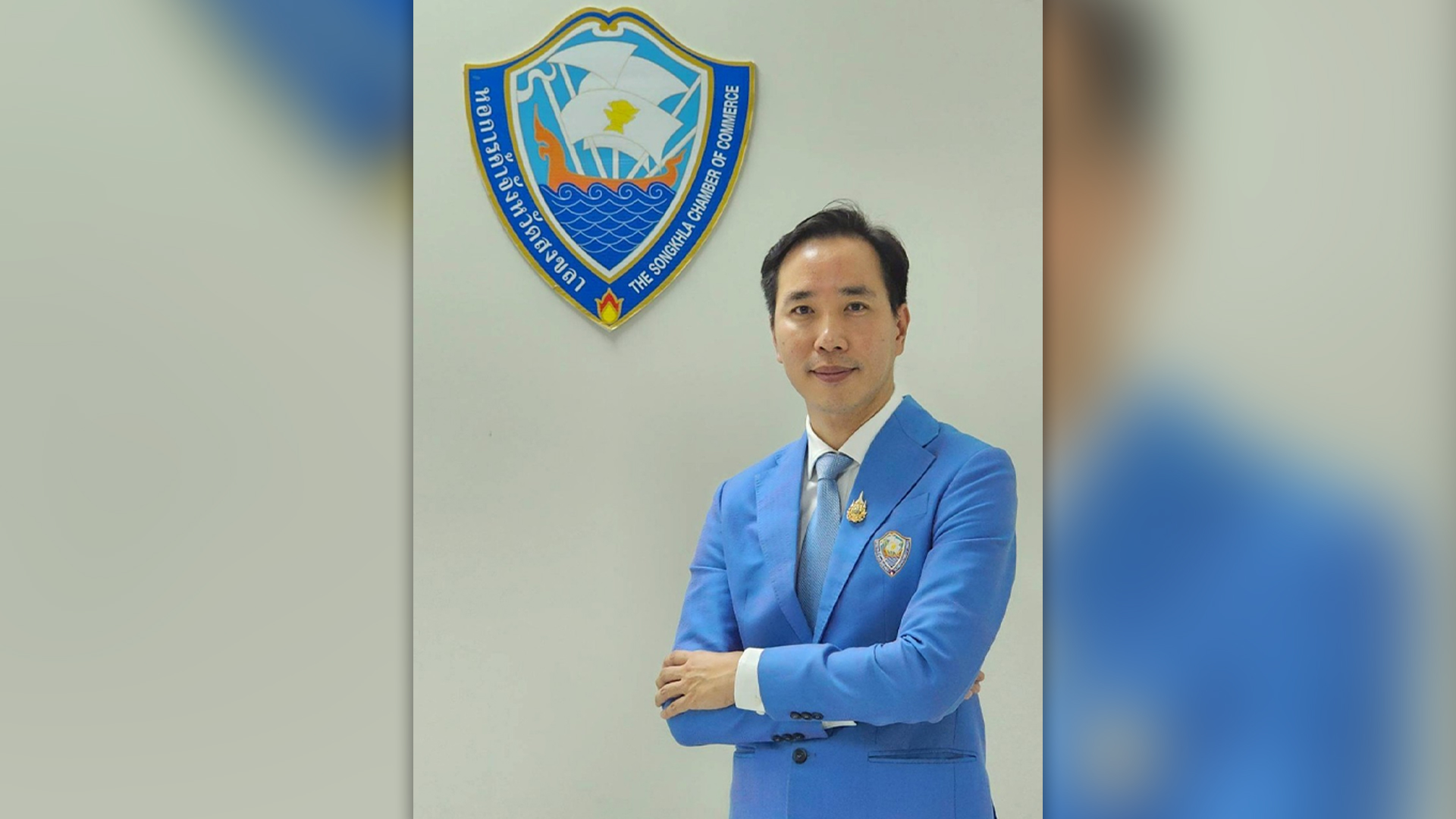 หอการค้าจังหวัดสงขลา มองเอกชนในหาดใหญ่ต้องรอ 3 เดือนฟื้นตัว ถ้าไม่สำเร็จ เสียหายนับหลายหมื่นล้านบาท ห่วงธุรกิจเอสเอ็มอีอยู่รอดไม่ถึง 1 เดือน น้ำท่วมหาดใหญ่ครั้งใหญ่เสียหายกว่าเท่าตัวจากวิกฤตน้ำท่วมเมื่อ 25 ปีที่แล้ว