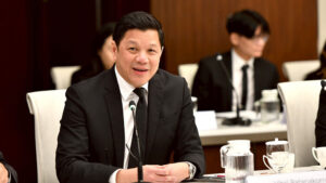 แบงก์ชาติ ส่งซิกกระชับคุมร้านขายทองคำ ผู้ว่าแบงก์ชาติชี้ต้องมีเจ้าภาพคุมร้านขายทอง ผมว่าจริง ถ้าไทยส่งออกทองไปกัมพูชา แล้วเจอแปลงเป็นเงินคริปโต ตามติดอะไรก็ไม่ได้เลย