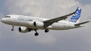 แอร์บัส เรียกคืนเครื่องบิน 6,000 ลำมากเป็นประวัติศาสตร์ใน 55 ปี ปัญหาคลื่นพายุสุริยะเสี่ยงทำเครื่องบินรุ่น A320 เสียการควบคุม เป็นรุ่นที่ขายดีที่สุดในโลก แซงโบอิ้ง 737