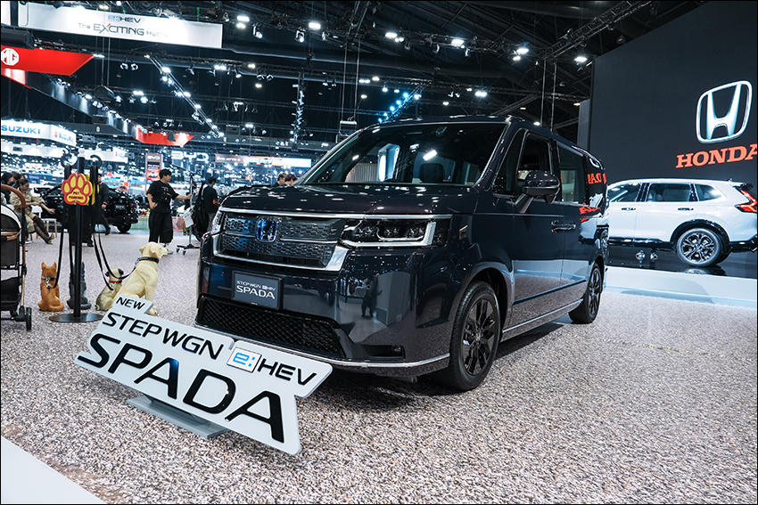 Honda STEP WGN e:HEV ในงาน Motor Expo 2025