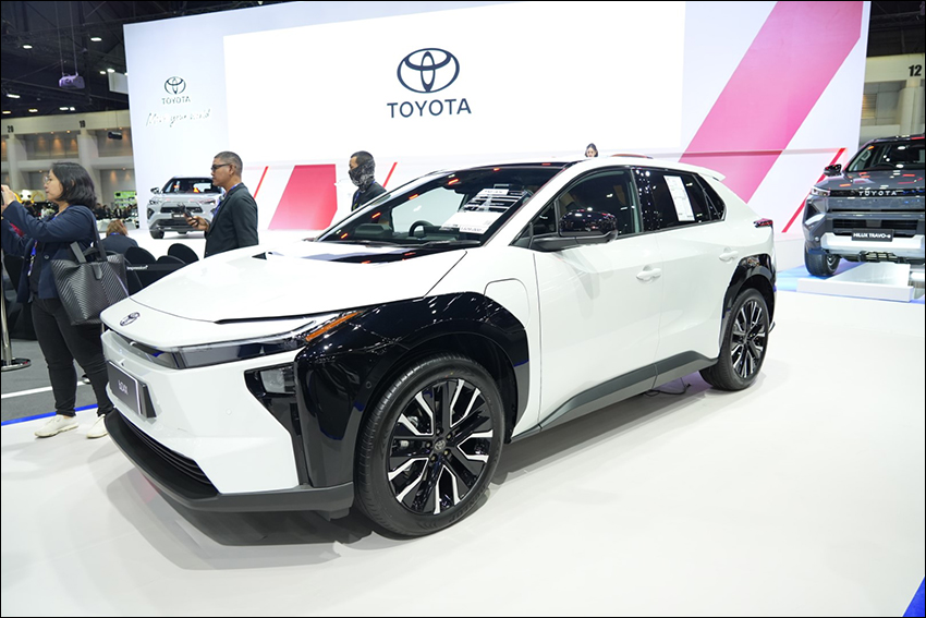 TOYOTA bZ4X ในงาน Motor Expo 2025