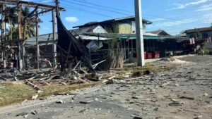 ทัพบก ประณามกัมพูชา ยิงจรวด BM-21 ตกพื้นที่พลเรือน อ.กันทรลักษ์ จ.ศรีสะเกษ ประชาชนบาดเจ็บ 4 ราย ในนี้มีสาหัส 2 ราย