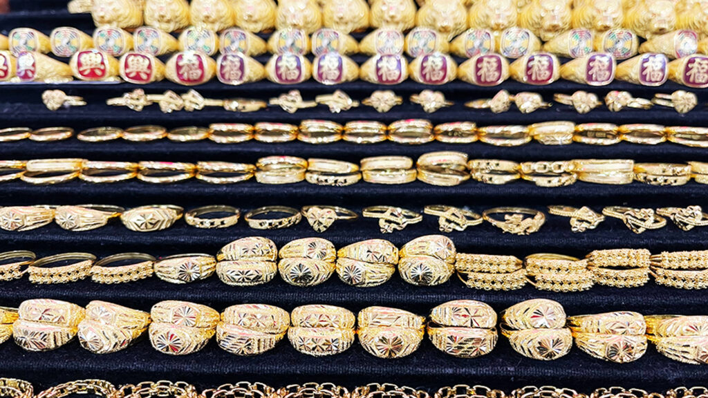 ทองคำ ในไทยวันนี้ปิดพุ่งขึ้น +400 บาท ดันทองแท่งขาย 66,250 บาท รูปพรรณ 67,050 บาท ตามทิศทางราคาทองคำโลกพุ่ง สวนทางบาทแข็ง