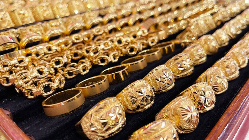 ทองคำ ใน ไทย ปิดจบวันดิ่ง -850 บาท กดทองแท่งขาย 63,350 บาท รูปพรรณ 64,350 บาท ราคาผันผวน