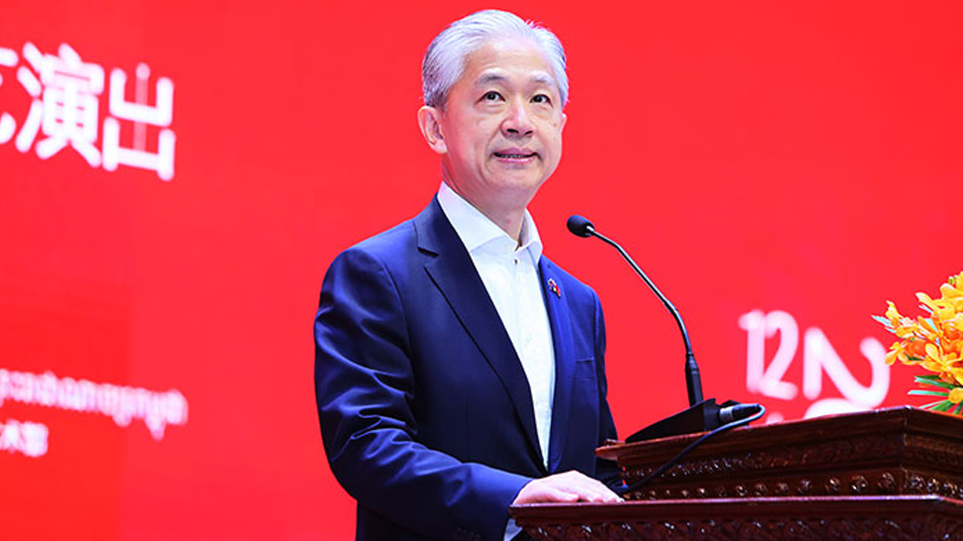 ทูตจีน ใน กัมพูชา ชี้หยุดยิง ปกป้องพลเรือนเป็นสิ่งสำคัญที่สุด หวังไทยและกัมพูชาจะเริ่มดำเนินการปกป้องสันติภาพ ความมั่นคง ผลประโยชน์ประชาชน 2 ฝ่าย