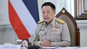 เวลา 22.05 น. นายกรัฐมนตรี อนุทิน โพสต์ข้อความ “ผมคืนอำนาจกลับไปยังพี่น้องประชาชนครับ“