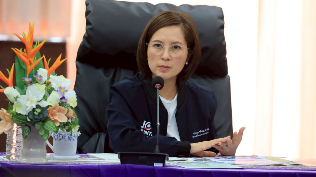 ปิดดีล 12 ชั่วโมง ไดกิ้น กับ พนักงานสหภาพแรงงาน รับโบนัส 7 เดือนบวกเงินรวม 15,000 ไม่จ่ายทองแต่จ่าย 50,000 กับอายุงาน 10 ปี ขึ้นค่าจ้างปี 69 ที่ 3% หยุดสงกรานต์ และหยุดปีใหม่อย่างละ 9 วัน ดีลทั้งหมดมีผลแค่ 1 ปี