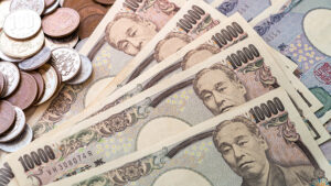 เปิดตลาดเทขาย เงินเยน เทียบเงินบาทร่วงหนักในกว่า 33 ปี ดิ่งแตะ 19.92 บาท ผู้ว่าแบงก์ชาติญี่ปุ่นส่งสัญญาณดอกเบี้ยไม่ชัดเจนในอนาคต