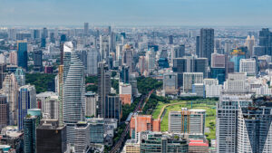 เศรษฐกิจไทย ปี 69 ไม่ฟื้นชัดเจน สินเชื่อแบงก์ตกต่ำปีที่ 3 ต่อเนื่อง วิจัยกสิกรไทยตอกหมุดจีดีพีไทยโตปีหน้าแค่ 1.6% สินเชื่อธุรกิจ-บ้าน-เช่าซื้อกอดคอร่วงยกแผง เตือนปัจจัยเสี่ยงการเมืองไทย