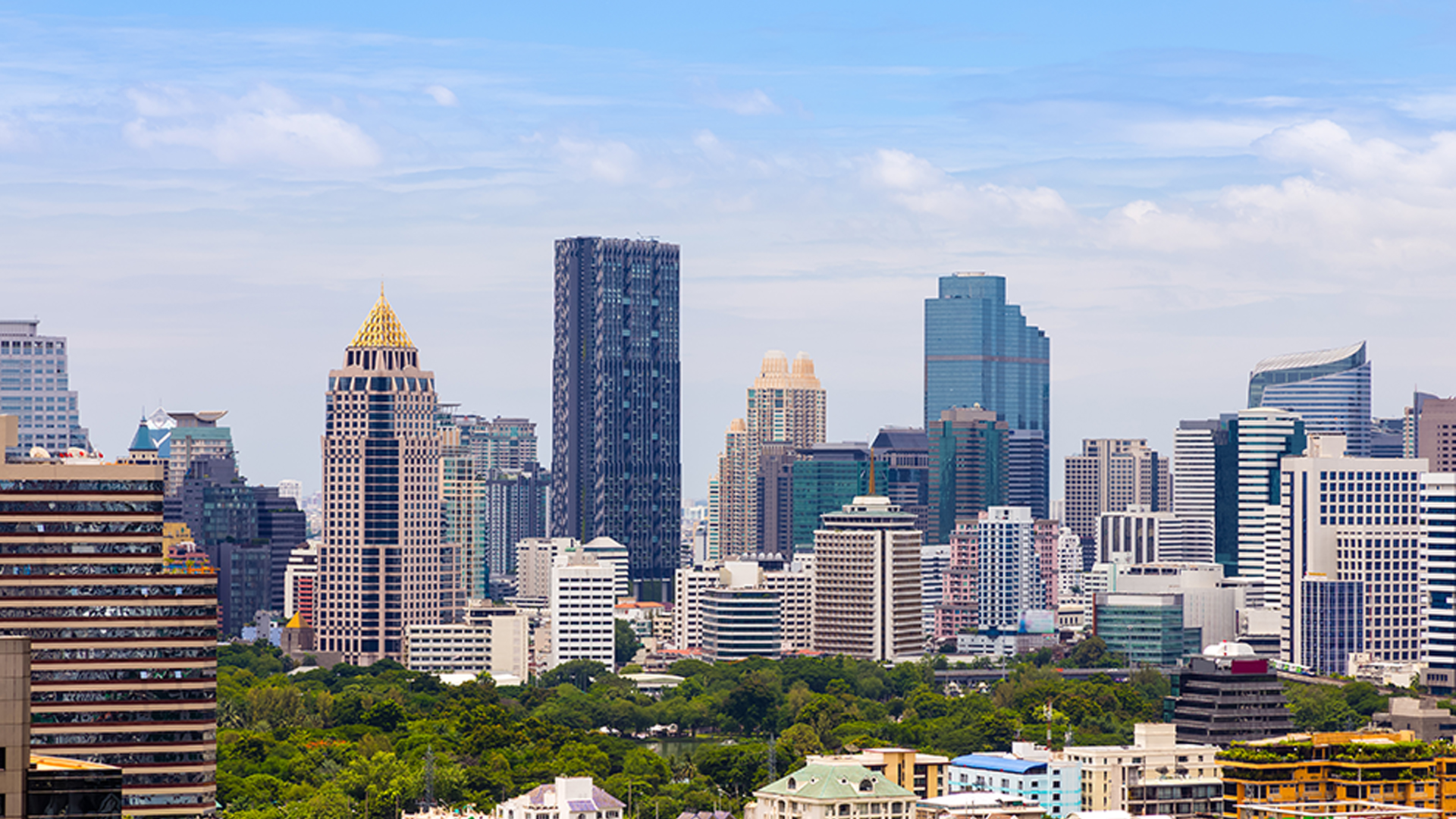 ซีอีโอหญิงแบงก์กสิกรไทยชี้ เศรษฐกิจไทย ปีม้าชะลอต่อ เงินรัฐบาลไม่ช่วยกระตุ้นได้มาก ส่งออกจ่อหดตัว ใช้จ่าย บริโภค ลงทุน หดตัวต่อในปีนี้